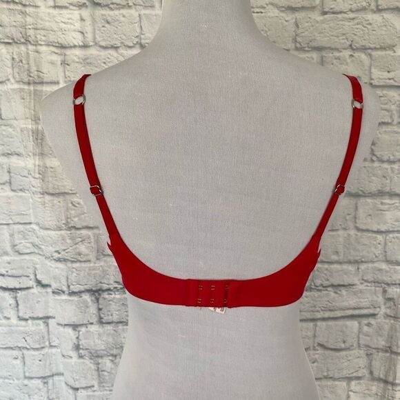 Victoria’s Secret women 34D push up without padding 2 hook bra red - Picture 8 of 8
